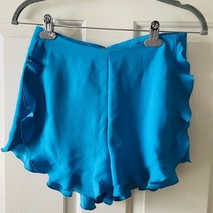 Bebe crepe ruffle short